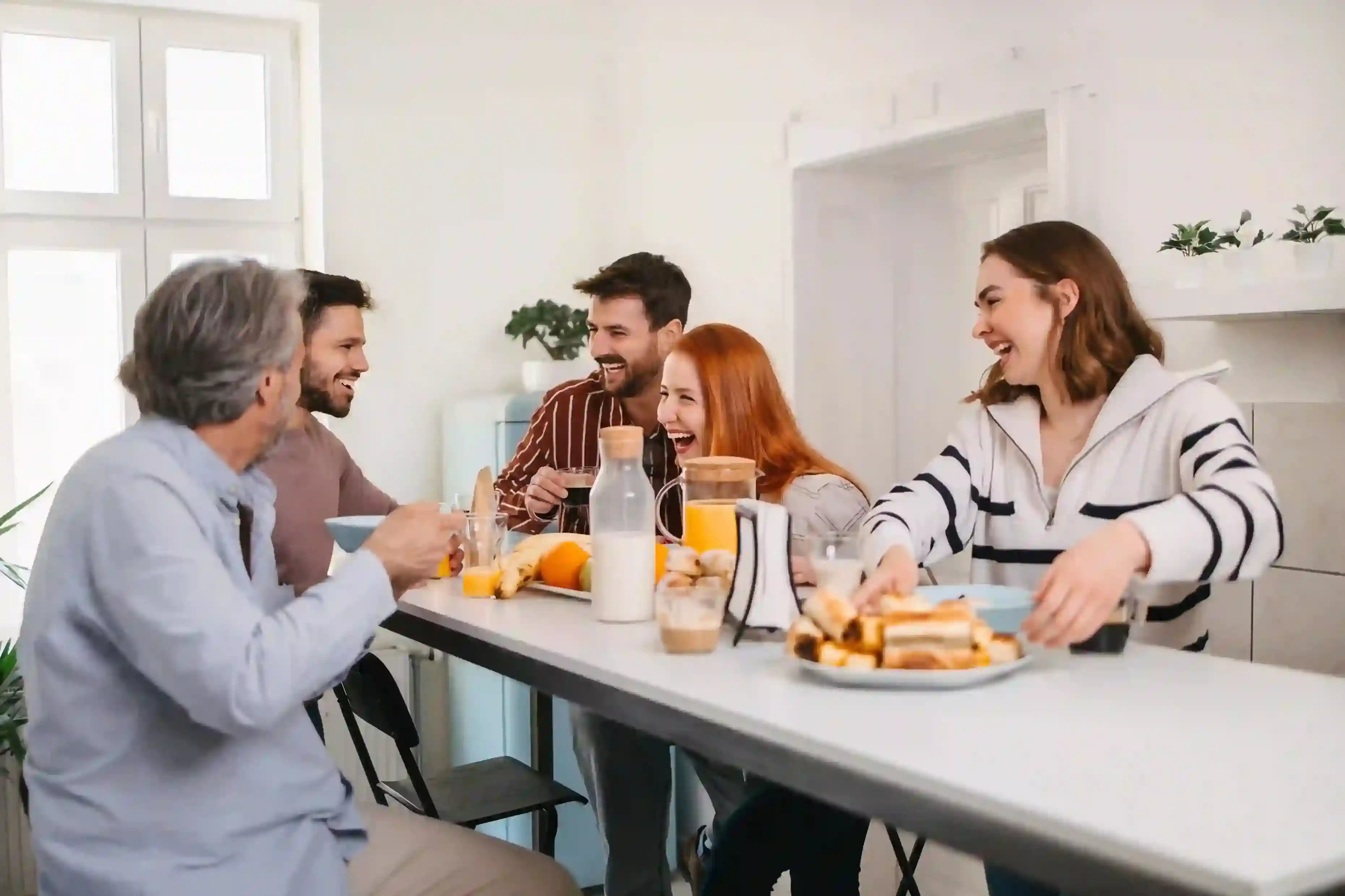 friends-having-lunch-at-home_82_11zon