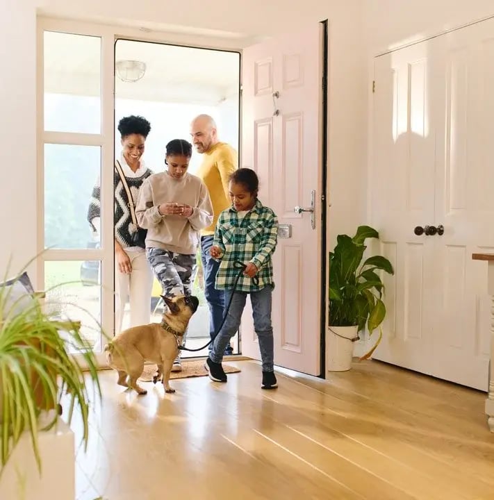 multicultural-family_entrance-house
