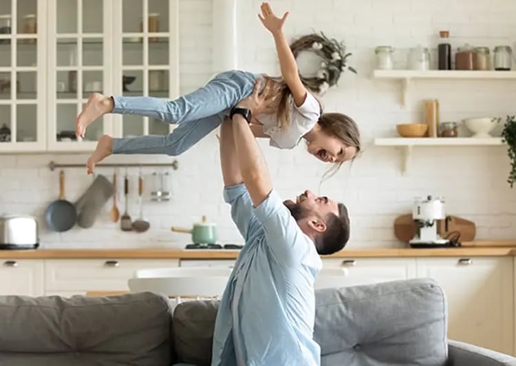 square-father-daughter