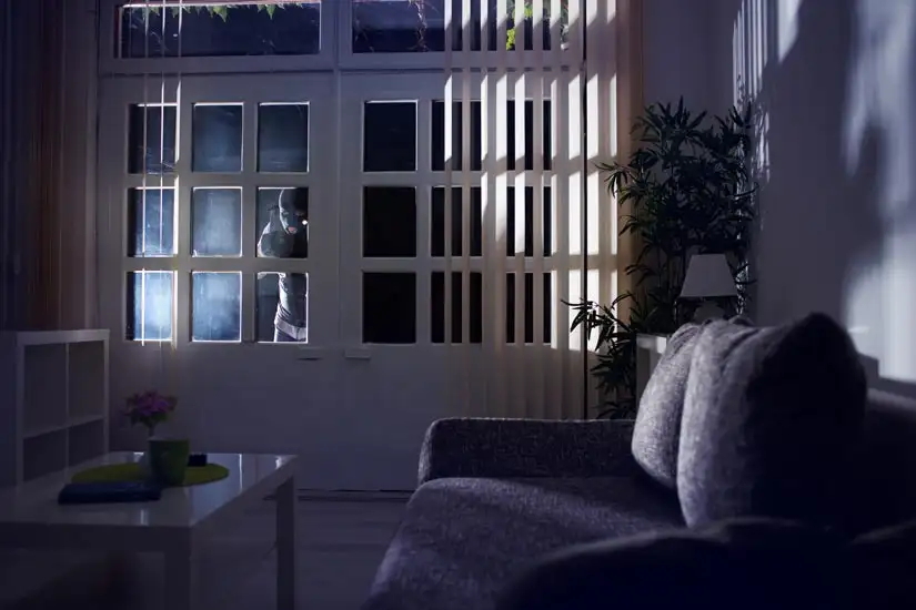 The Top 5 Ways That Burglars Can Tell That There Is No One At Home