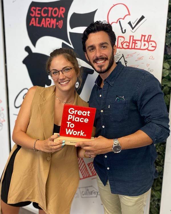 Carlos y Marina, su experiencia en Sector Alarm
